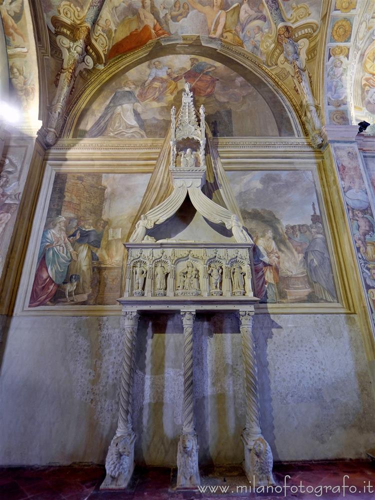 Milan (Italy) - Left wall of the Chapel of St. Dominic in the Basilica of Sant'Eustorgio